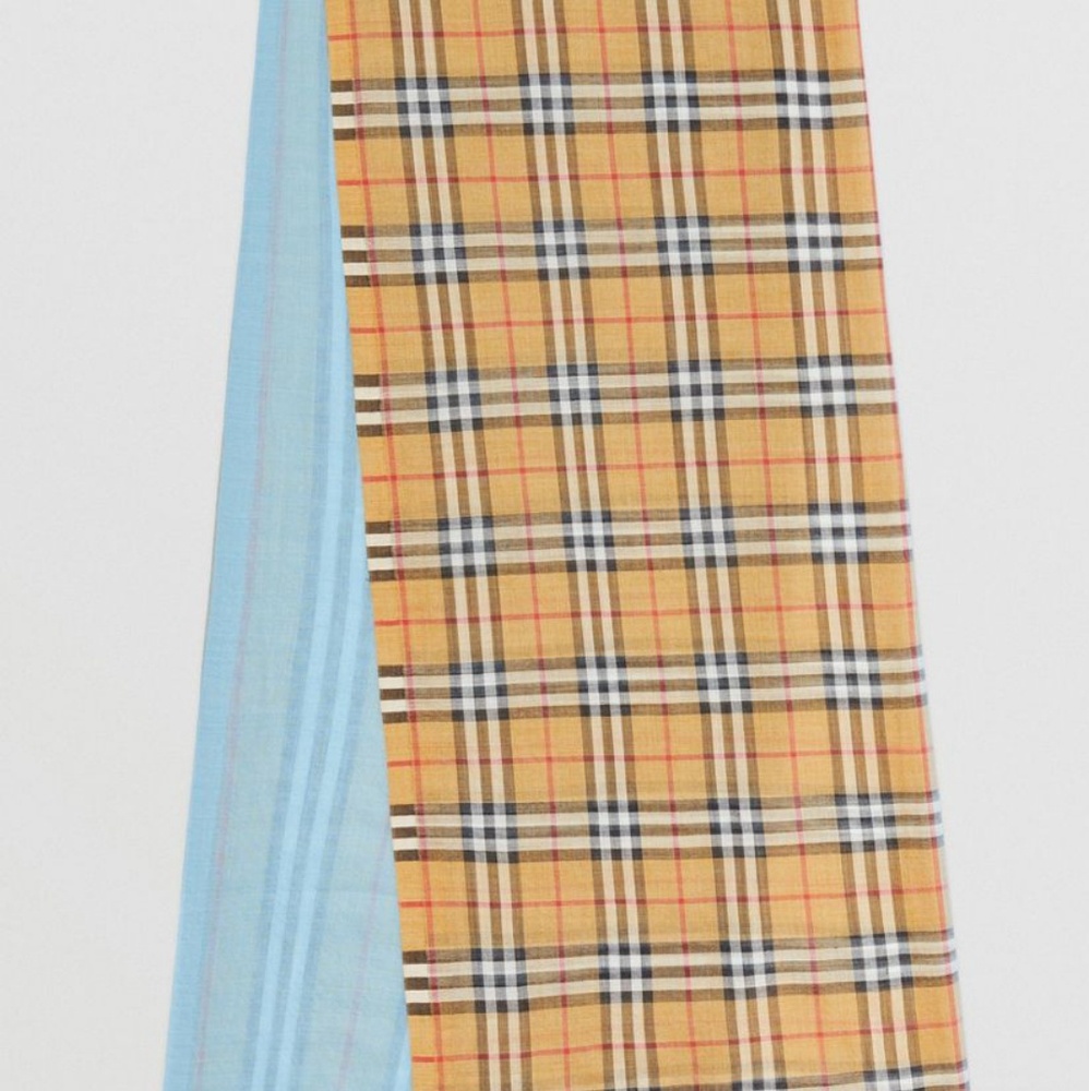 Burberry Wool Vintage Check Scarf